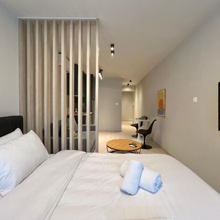Aura Suite V6 By Halu! Tesalonika Bagian luar foto