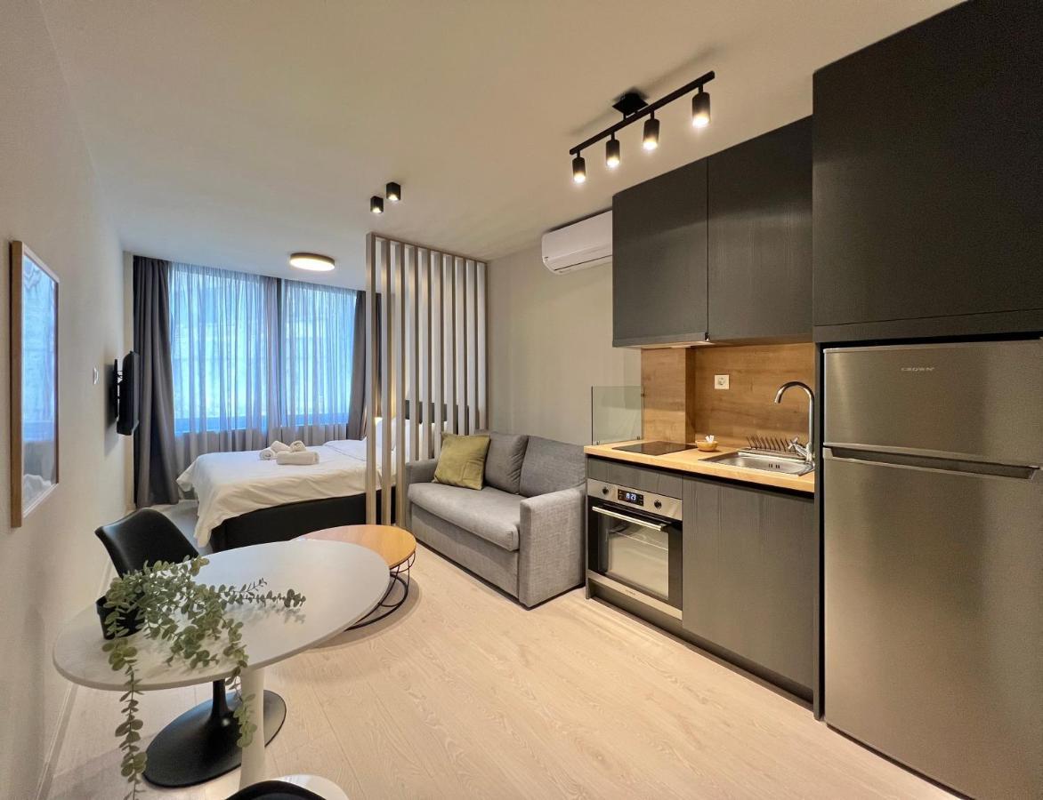 Aura Suite V6 By Halu! Tesalonika Bagian luar foto